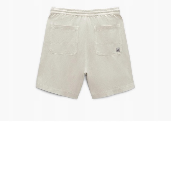 Zara Bermuda Shorts - Picture 2 of 13